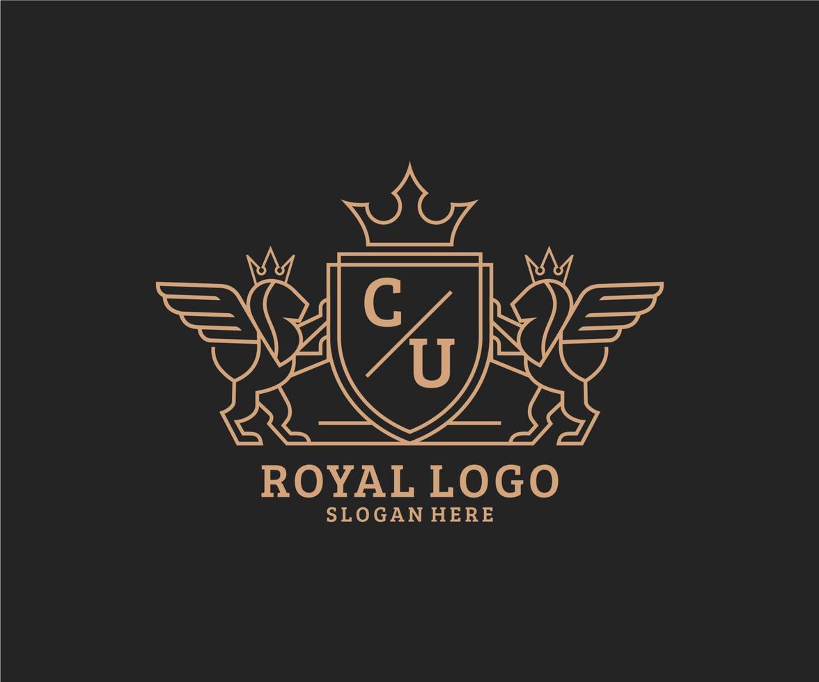 eerste cu brief leeuw Koninklijk luxe heraldisch, wapen logo sjabloon in vector kunst voor restaurant, royalty, boetiek, cafe, hotel, heraldisch, sieraden, mode en andere vector illustratie.