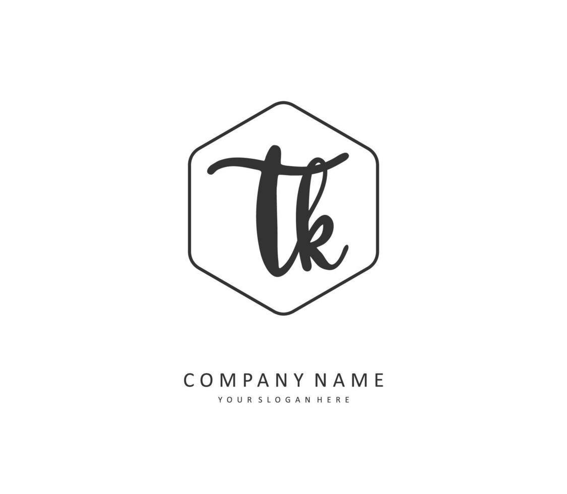 t k tk eerste brief handschrift en handtekening logo. een concept handschrift eerste logo met sjabloon element. vector