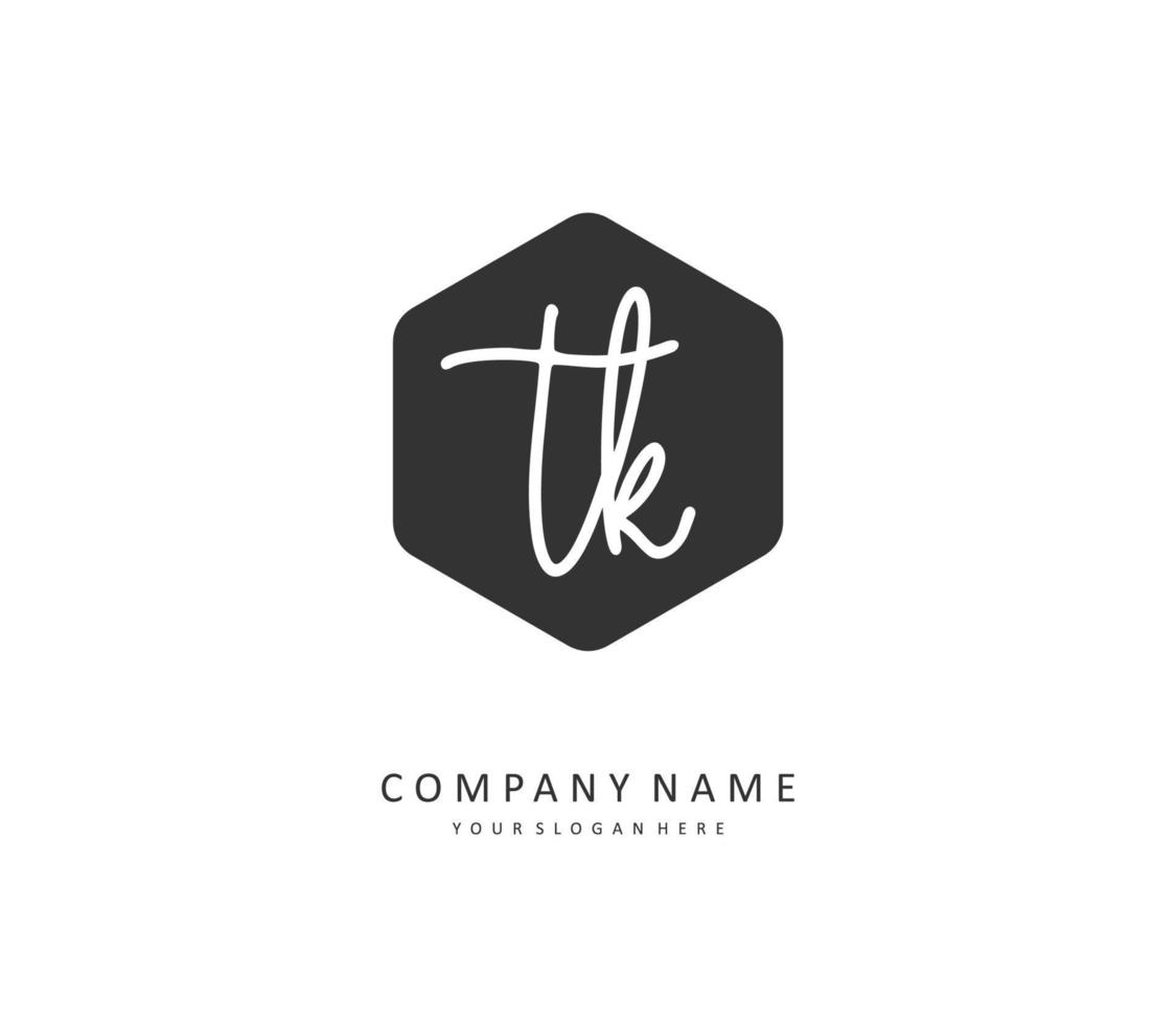 t k tk eerste brief handschrift en handtekening logo. een concept handschrift eerste logo met sjabloon element. vector