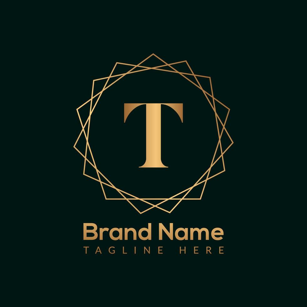 luxe brief t goud koningin ontwerp logo. elegant goud logo ontwerp consept voor boetiek, restaurant, bruiloft onderhoud, hotel of bedrijf identiteit. vector