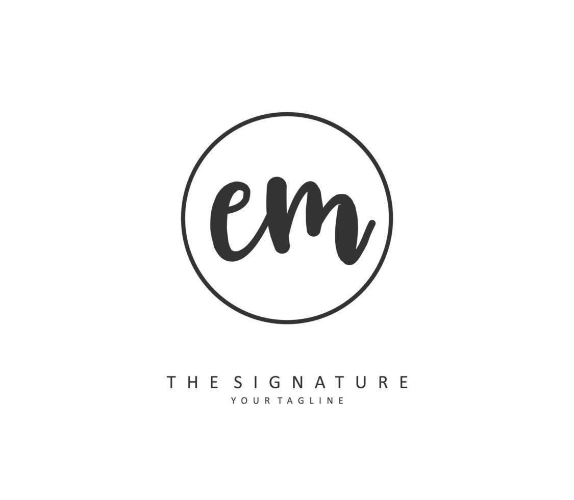 e m em eerste brief handschrift en handtekening logo. een concept handschrift eerste logo met sjabloon element. vector