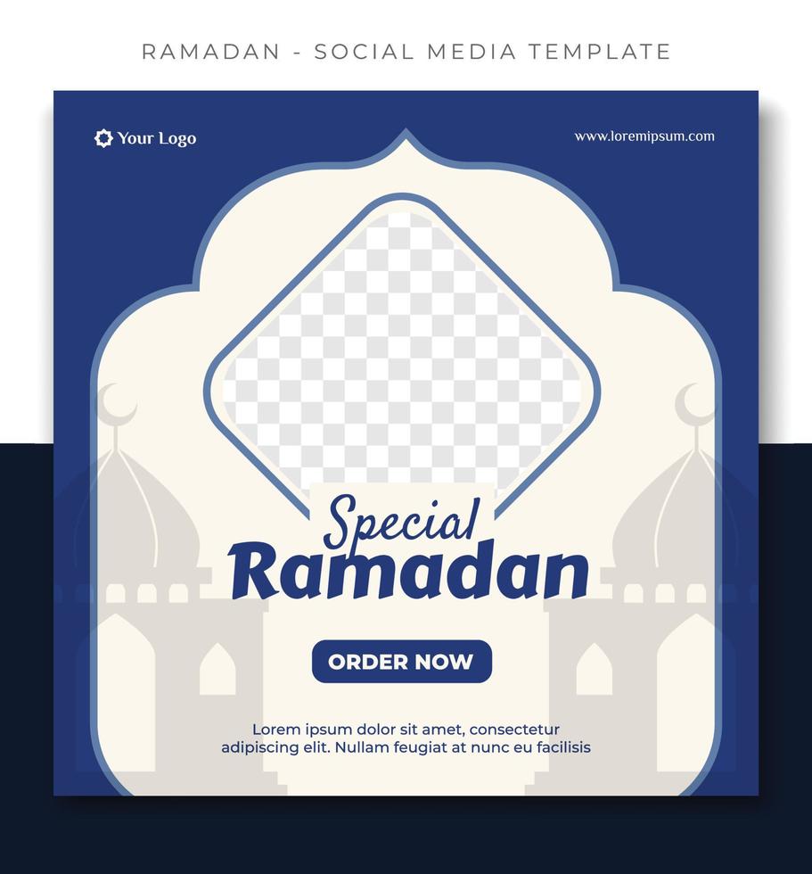 blauw Ramadan Islamitisch sociaal media post sjabloon ontwerp, evenement Promotie banier vector