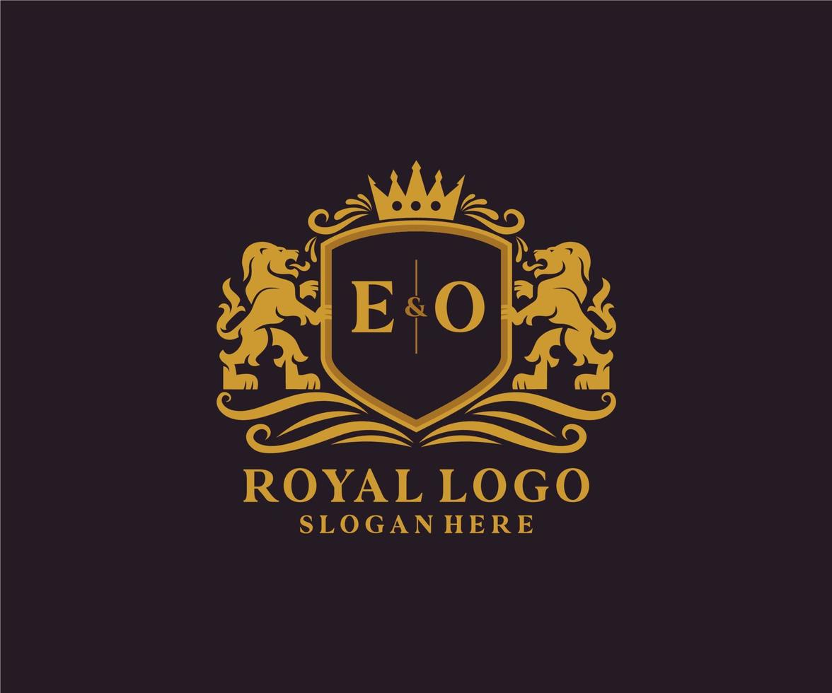 eerste eo brief leeuw Koninklijk luxe logo sjabloon in vector kunst voor restaurant, royalty, boetiek, cafe, hotel, heraldisch, sieraden, mode en andere vector illustratie.