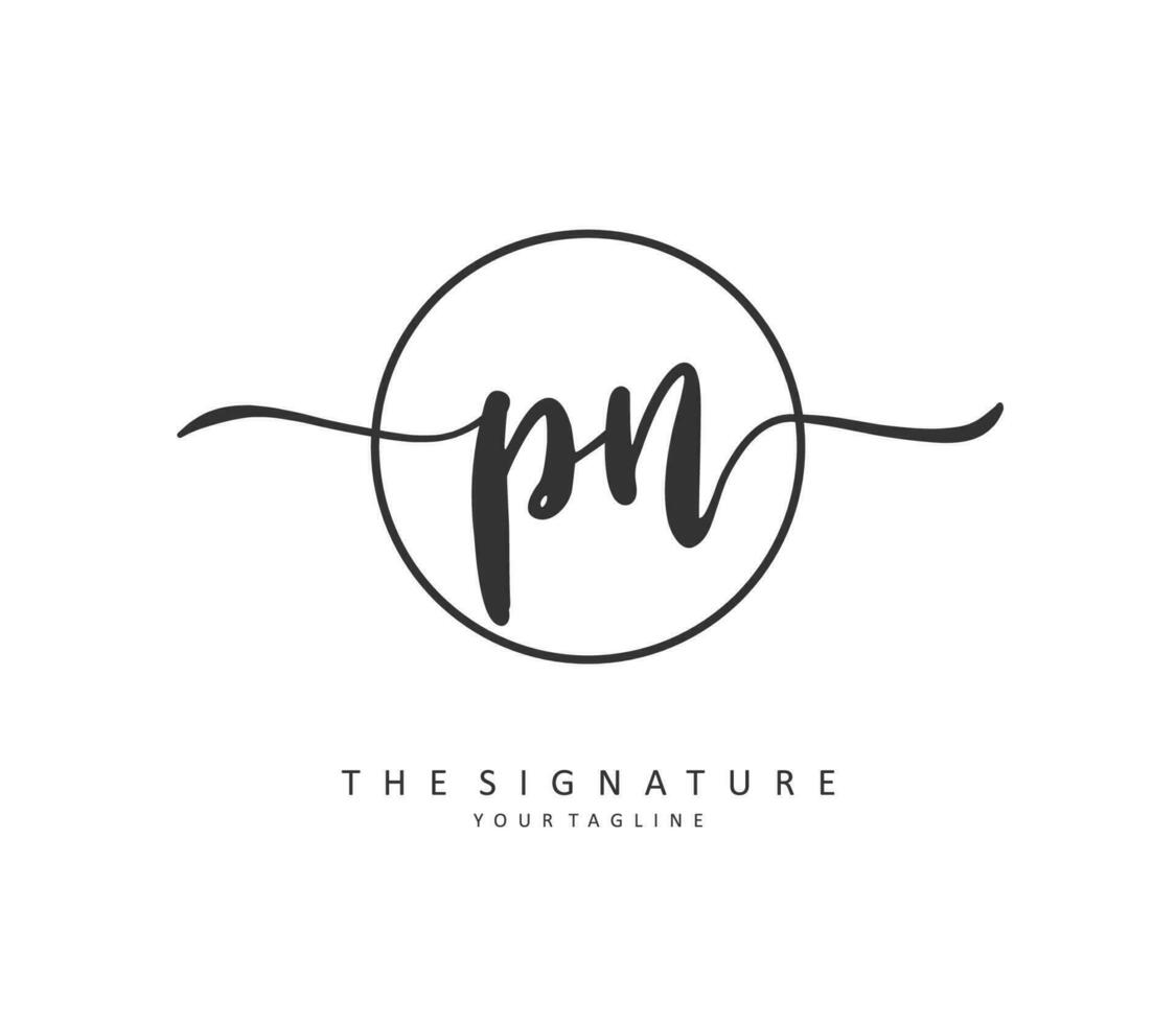 p n pn eerste brief handschrift en handtekening logo. een concept handschrift eerste logo met sjabloon element. vector