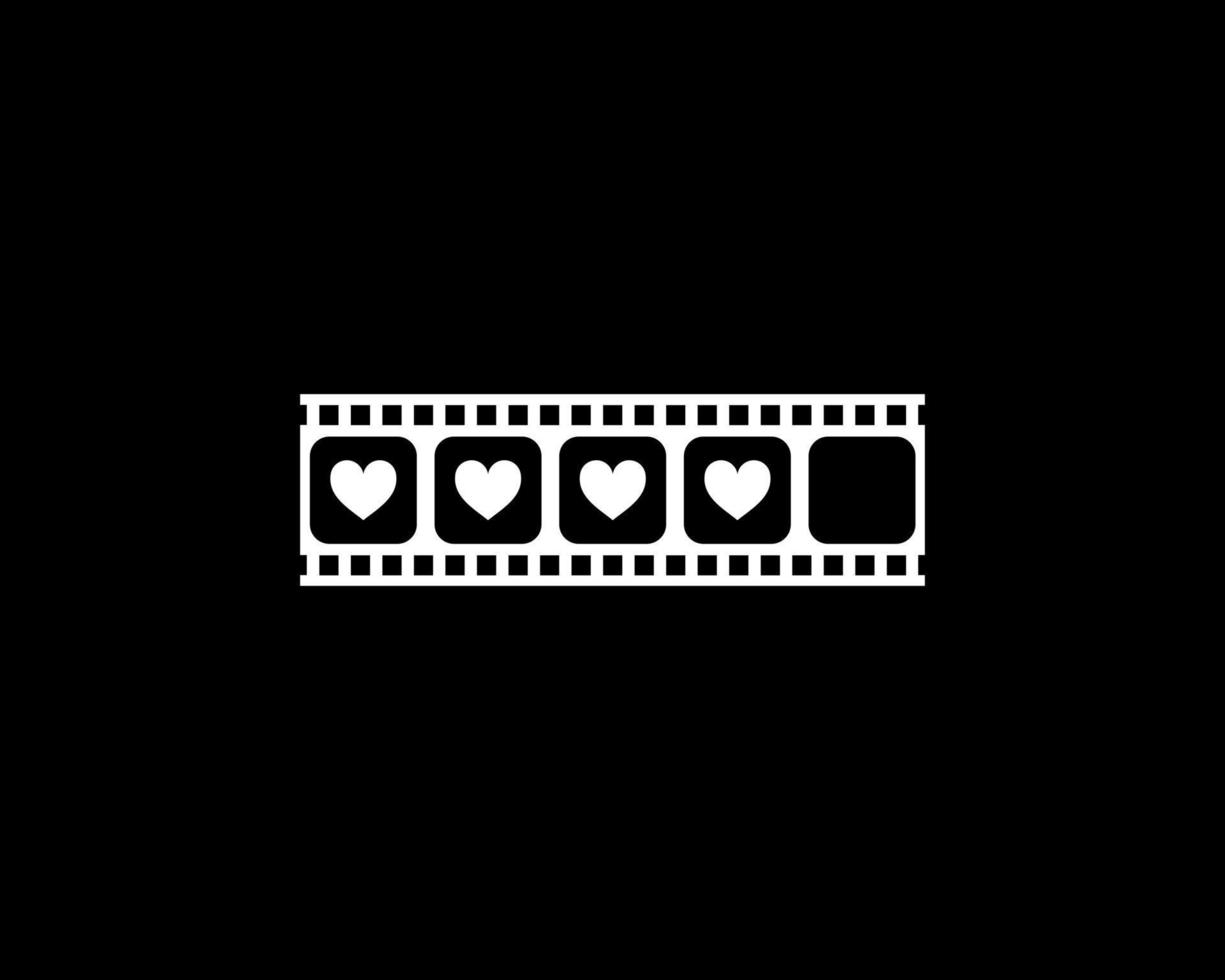 hart vorm in de filmstrip silhouet, film teken voor romantisch of romance of Valentijn serie, liefde of Leuk vinden beoordeling niveau icoon symbool voor romantiek film verhaal. vector illustratie