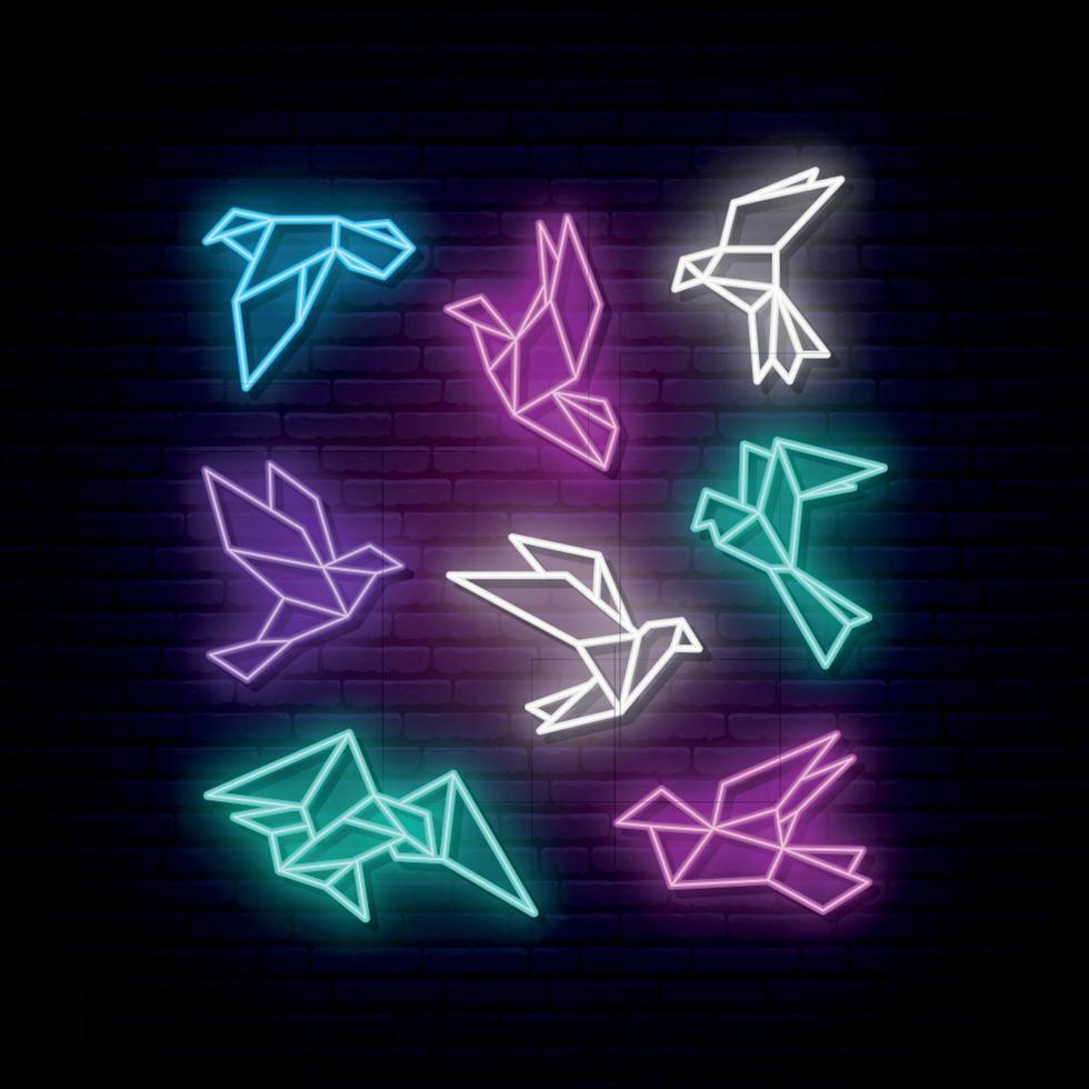 set van kleurrijke neon geometrische duif. vliegende duif en duifvogels. vector