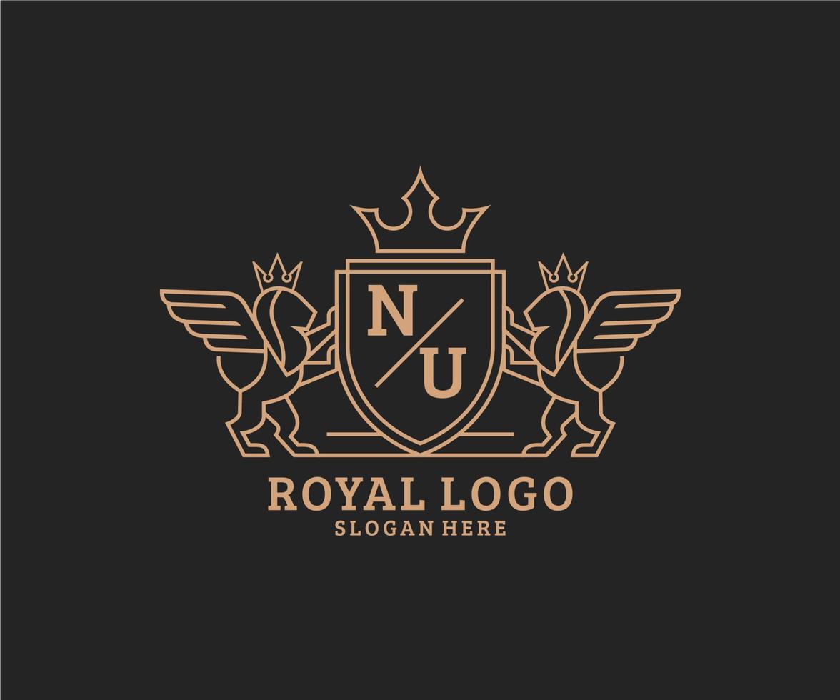 eerste nu brief leeuw Koninklijk luxe heraldisch, wapen logo sjabloon in vector kunst voor restaurant, royalty, boetiek, cafe, hotel, heraldisch, sieraden, mode en andere vector illustratie.