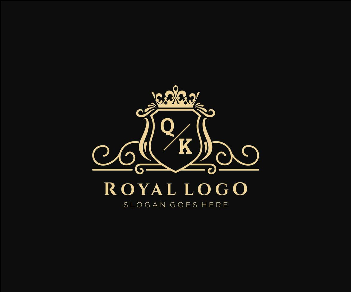 eerste qk brief luxueus merk logo sjabloon, voor restaurant, royalty, boetiek, cafe, hotel, heraldisch, sieraden, mode en andere vector illustratie.