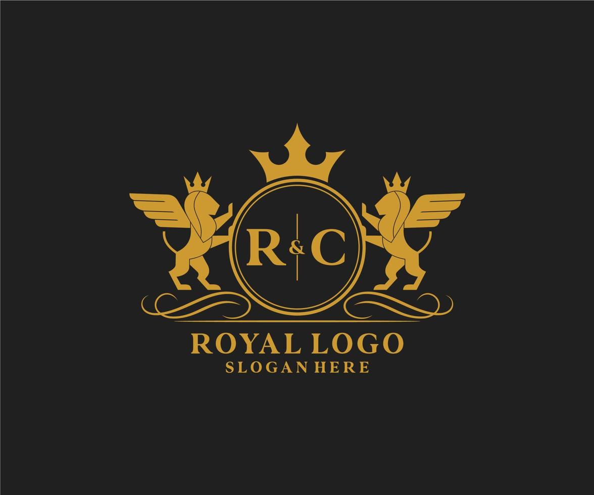 eerste rc brief leeuw Koninklijk luxe heraldisch, wapen logo sjabloon in vector kunst voor restaurant, royalty, boetiek, cafe, hotel, heraldisch, sieraden, mode en andere vector illustratie.