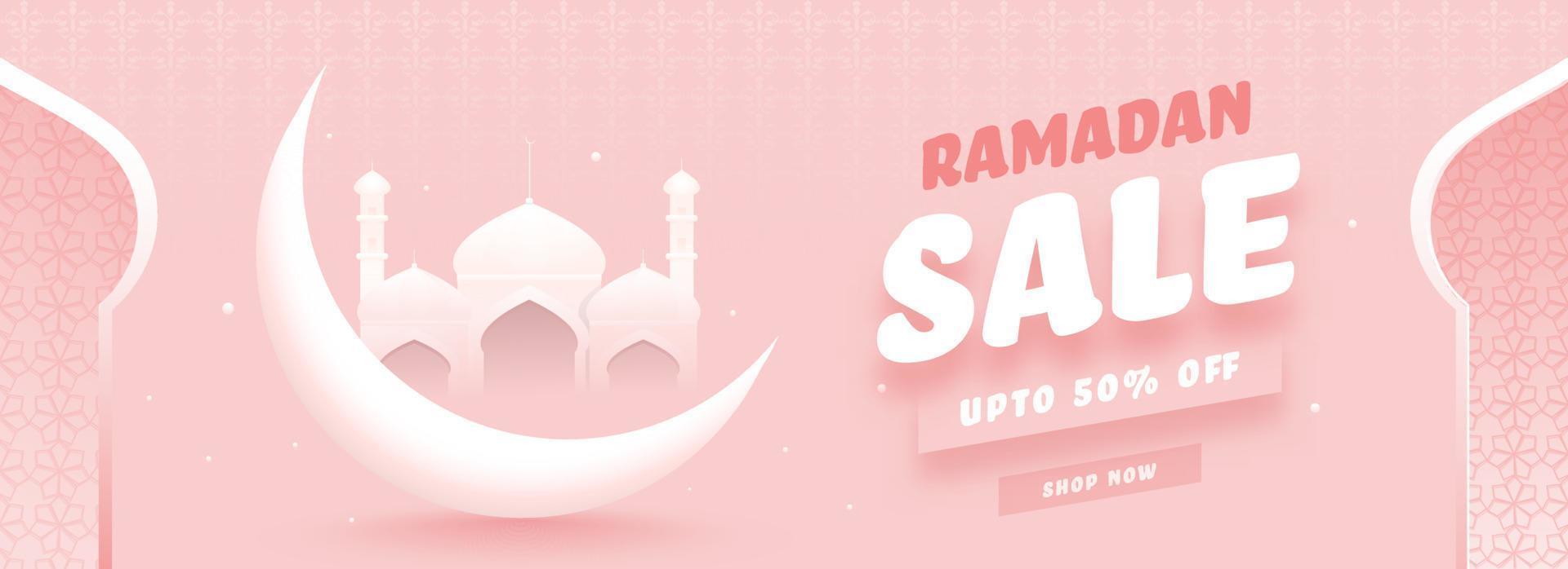 Ramadan uitverkoop hoofd of banier ontwerp met halve maan maan en moskee. vector