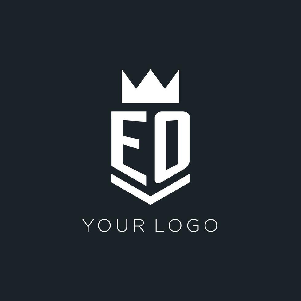 eo logo met schild en kroon, eerste monogram logo ontwerp vector