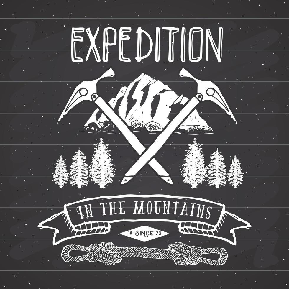 berg expeditie vintage label retro badge. hand getekend geweven embleem buiten wandelen avontuur en bergen verkennen, extreme sporten, grunge hipster ontwerp, typografie print vectorillustratie vector