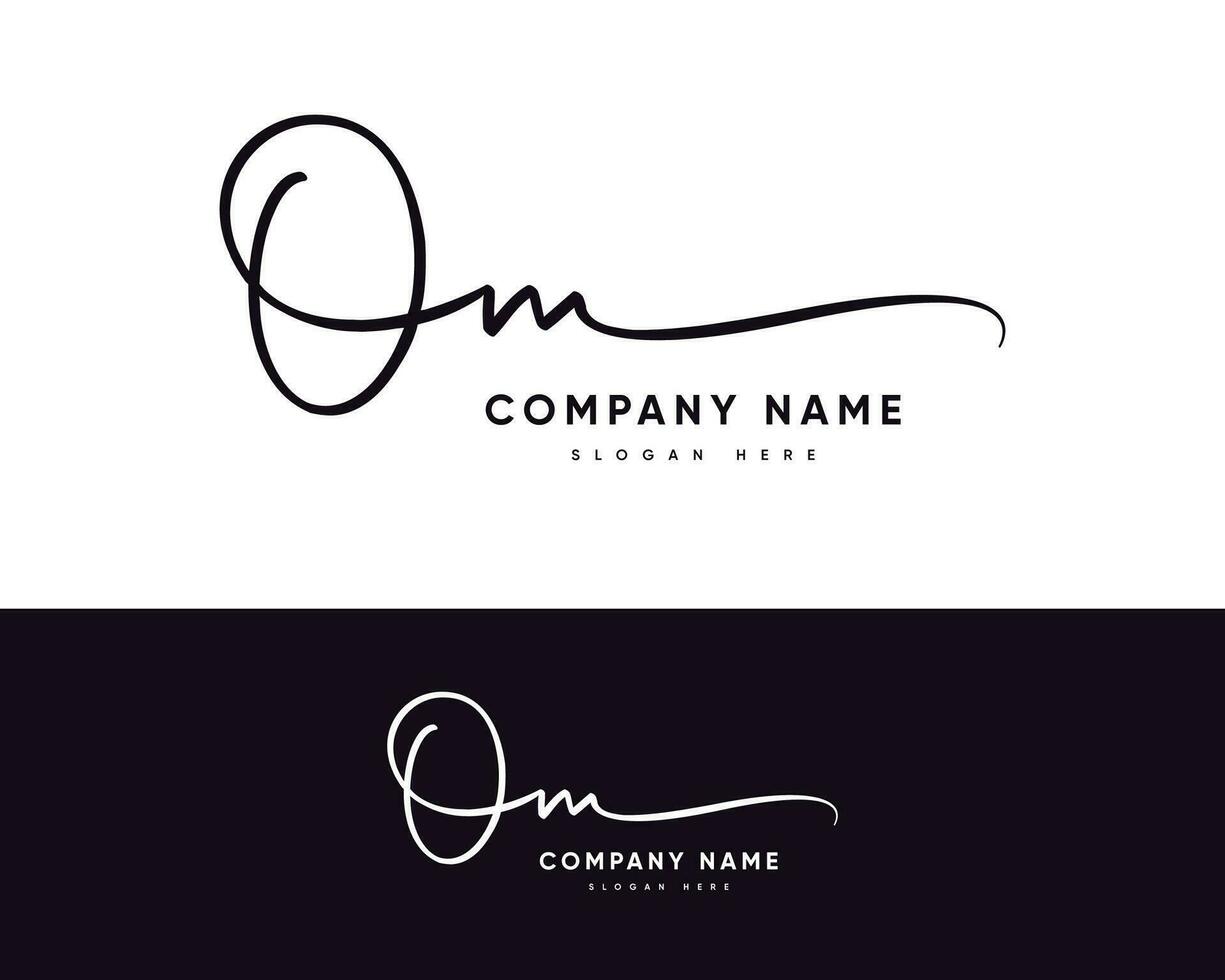 O m om eerste brief handschrift en handtekening logo vector