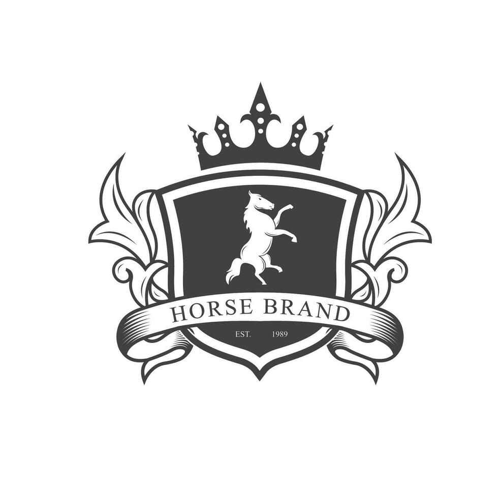 Koninklijk paard koning logo ontwerp inspiratie vector illustratie