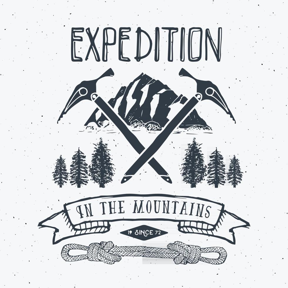 berg expeditie vintage label retro badge. hand getekend geweven embleem buiten wandelen avontuur en bergen verkennen, extreme sporten, grunge hipster ontwerp, typografie print vectorillustratie vector