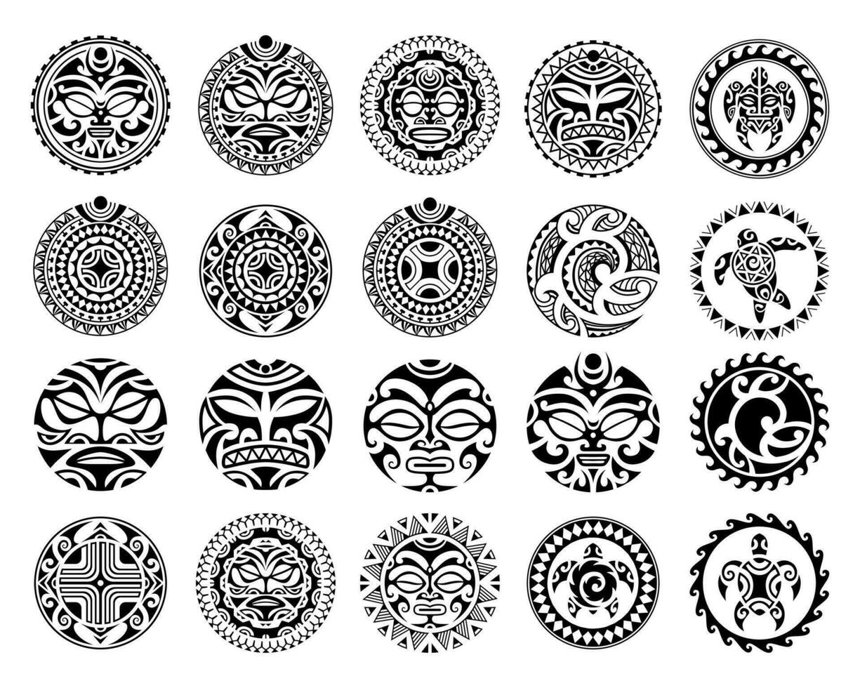 reeks van ronde Maori tatoeëren ornament met zon symbolen gezicht en swastika. Afrikaanse, Maya, azteeks, etnisch, tribal stijl. vector