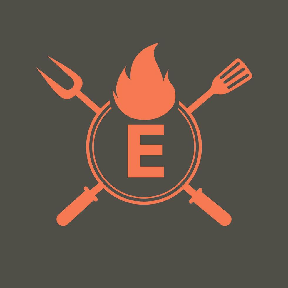 brief e restaurant logo met rooster vork en spatel icoon. heet rooster symbool vector