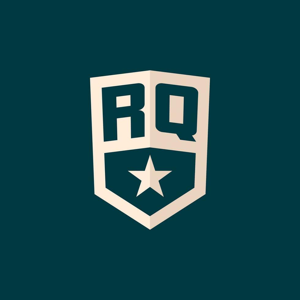 eerste rq logo ster schild symbool met gemakkelijk ontwerp vector