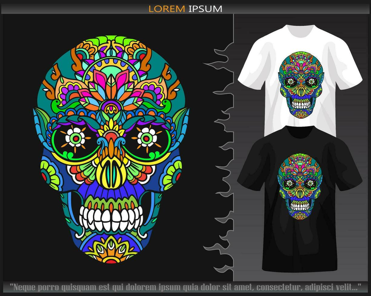 kleurrijk schedel hoofd mandala kunsten geïsoleerd Aan zwart en wit t shirt. vector