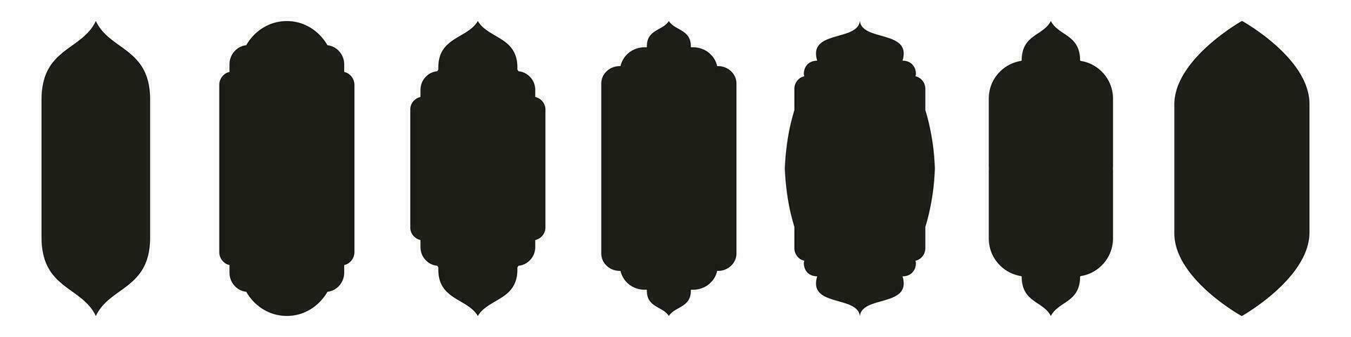 vorm Islamitisch deur en venster silhouet Arabisch boog. verzameling van patronen in oosters stijl. kaders in Arabisch moslim ontwerp voor Ramadan kareem. vector moskee poort vorm geïsoleerd Aan wit