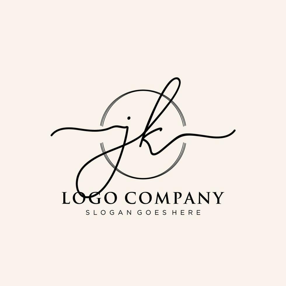 eerste jk vrouwelijk logo collecties sjabloon. handschrift logo van eerste handtekening, bruiloft, mode, juwelen, boetiek, bloemen en botanisch met creatief sjabloon voor ieder bedrijf of bedrijf. vector
