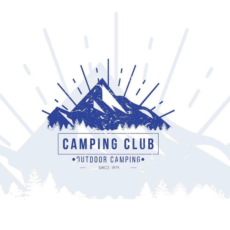 reeks van wijnoogst camping en buitenshuis avontuur emblemen, logos en insignes. kamp tent in Woud of bergen. camping apparatuur. vector. vector
