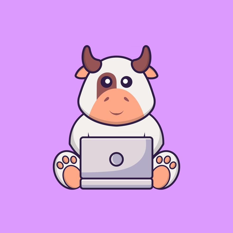 schattige koe met behulp van laptop. dierlijk beeldverhaalconcept geïsoleerd. kan worden gebruikt voor t-shirt, wenskaart, uitnodigingskaart of mascotte. platte cartoonstijl vector