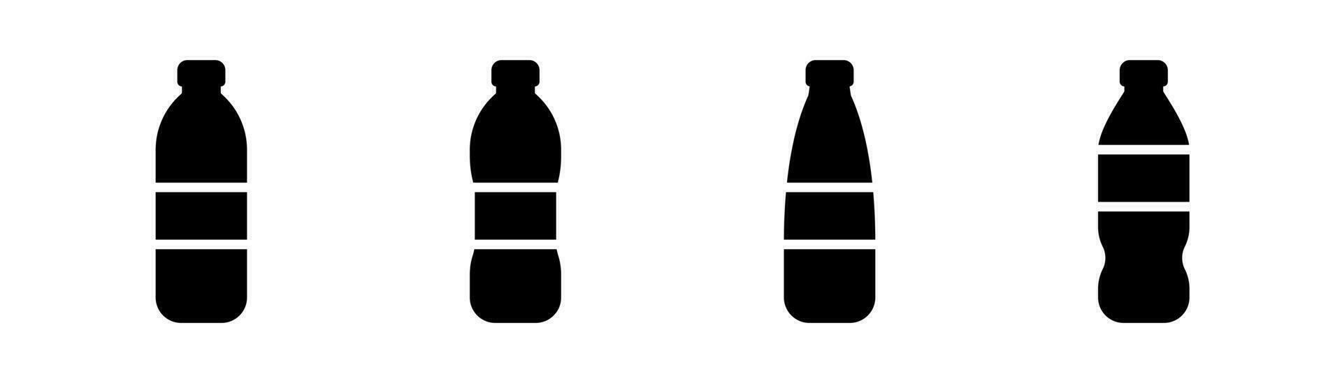 fles icoon in glief. plastic fles icoon. mineraal water kan. zwart fles pictogrammen set. voorraad vector illustratie
