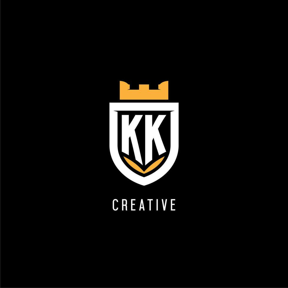 eerste kk logo met schild, esport gaming logo monogram stijl vector