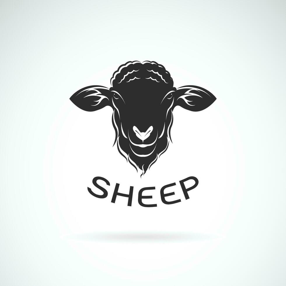 vector van een schapen hoofd ontwerp Aan wit achtergrond. gemakkelijk bewerkbare gelaagde vector illustratie. boerderij dieren.