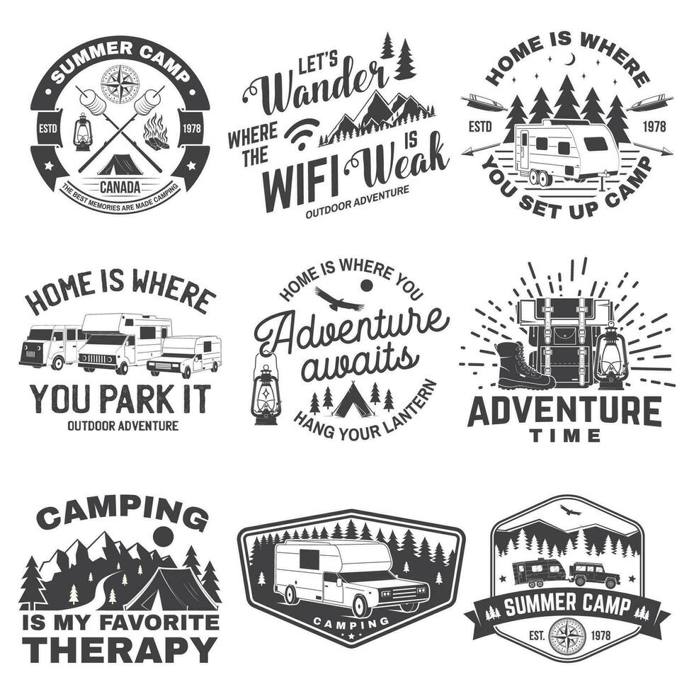 reeks van camping insignes, lappen. camping citaat. vector. concept voor overhemd of logo, afdrukken, postzegel of tee. wijnoogst typografie ontwerp met rv, motor huis, camping aanhangwagen silhouet. vector