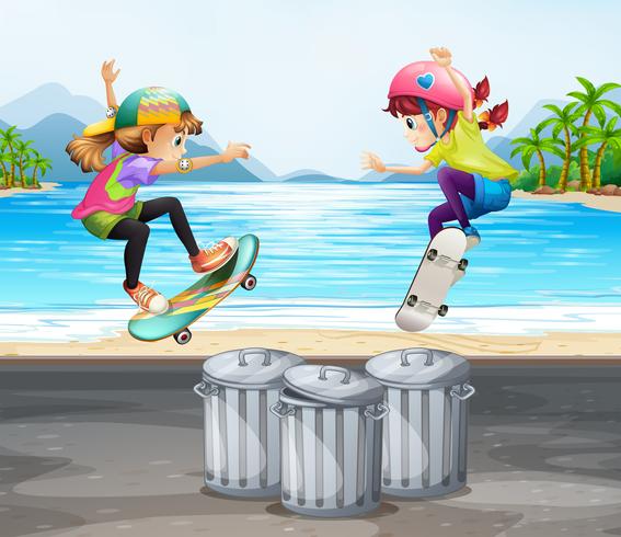 Twee meisjes die skateboard spelen door het strand vector