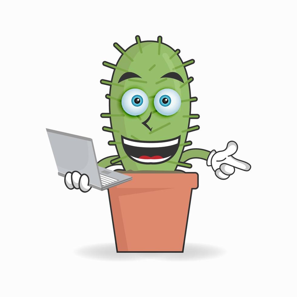 cactus mascotte karakter met laptop in de rechterhand. vector illustratie