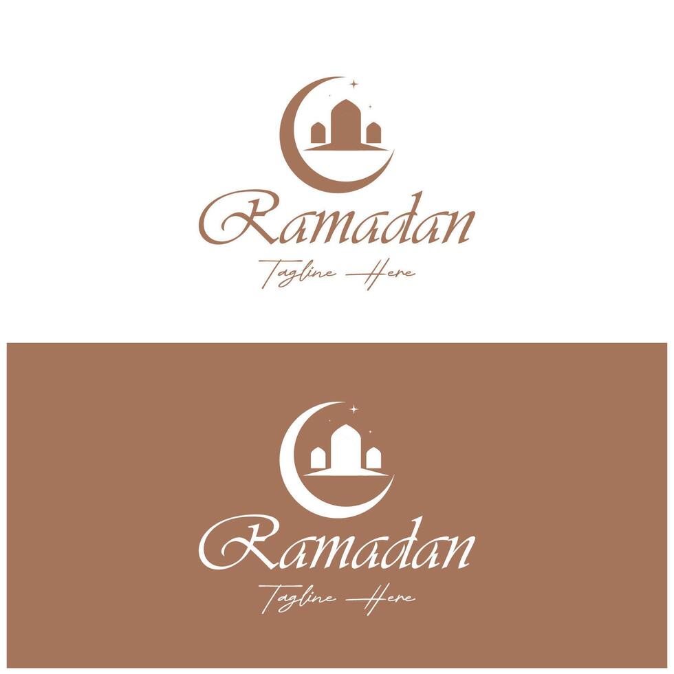 Ramadan mubarak logo met lantaarn elementen, halve maan maan en ster moskee gebouw, Islamitisch schoonschrift patroon, voor bedrijf, architectuur, moslims, eid, eid kaarten, Islamitisch onderwijs vector