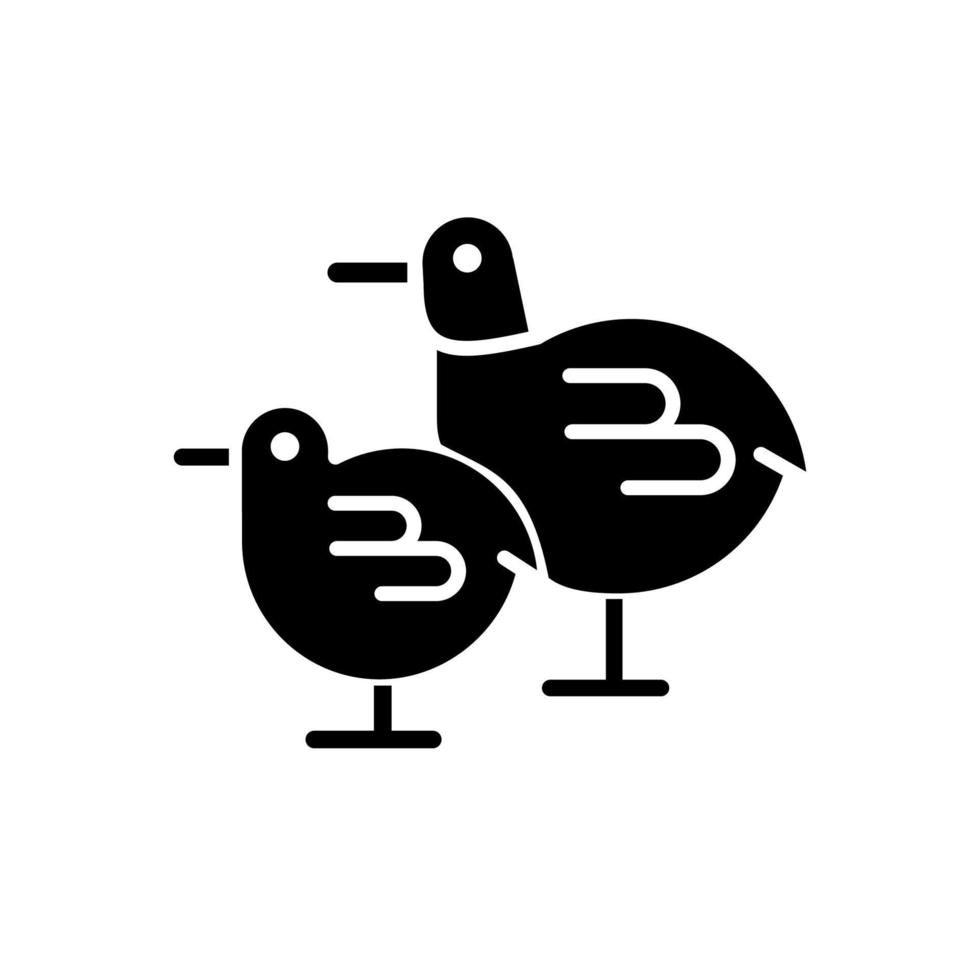 kuikens zwart glyph-pictogram. kleine pluizige pasgeboren vogels. gele babykip. commerciële pluimveeopfok in incubator. veeteelt. silhouet symbool op witte ruimte. vector geïsoleerde illustratie