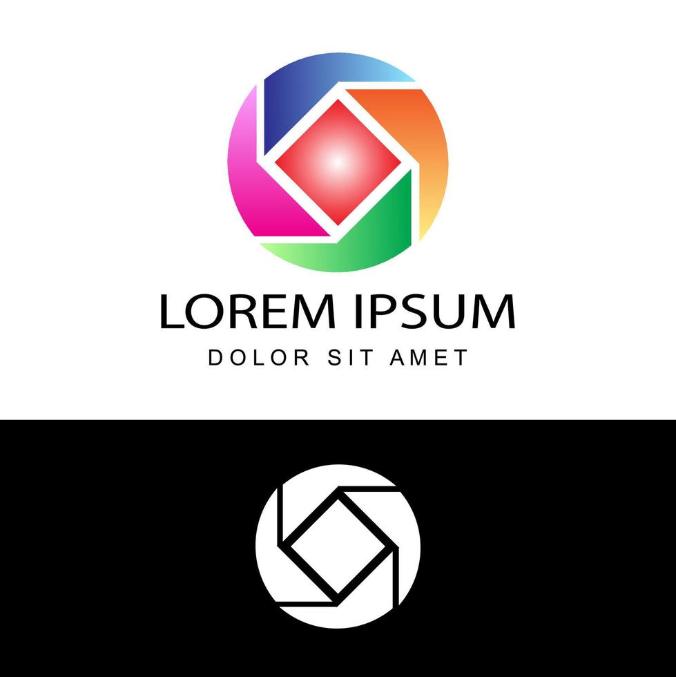 creatieve ronde abstracte regenboogkleuren logo sjabloonontwerp vector met geïsoleerde achtergrond