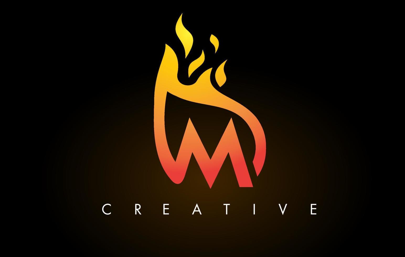 vlam m letterpictogram logo ontwerp met oranje gele kleuren en vlammen vector