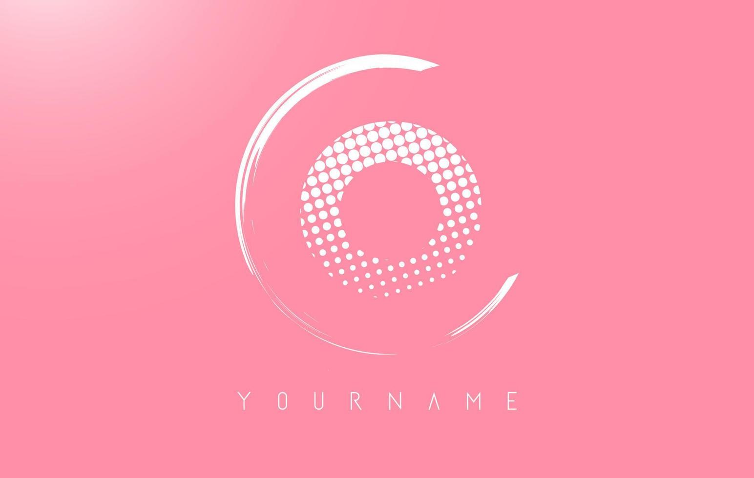 witte o letter logo-ontwerp met witte stippen en wit cirkelframe op roze achtergrond. vector