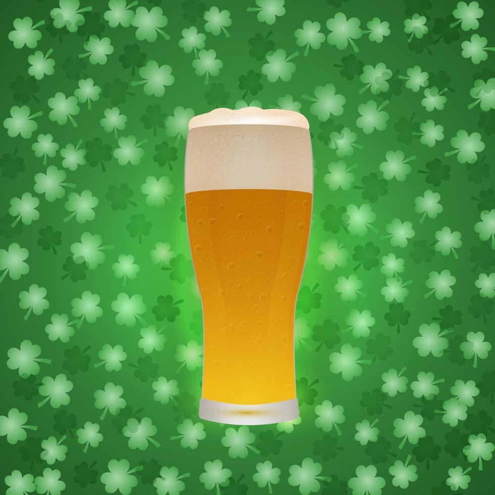 glas bier op de groene achtergrond van het klaverpatroon. heilige patrick's day groet vectorillustratie. gemakkelijk te bewerken ontwerpsjabloon. vector