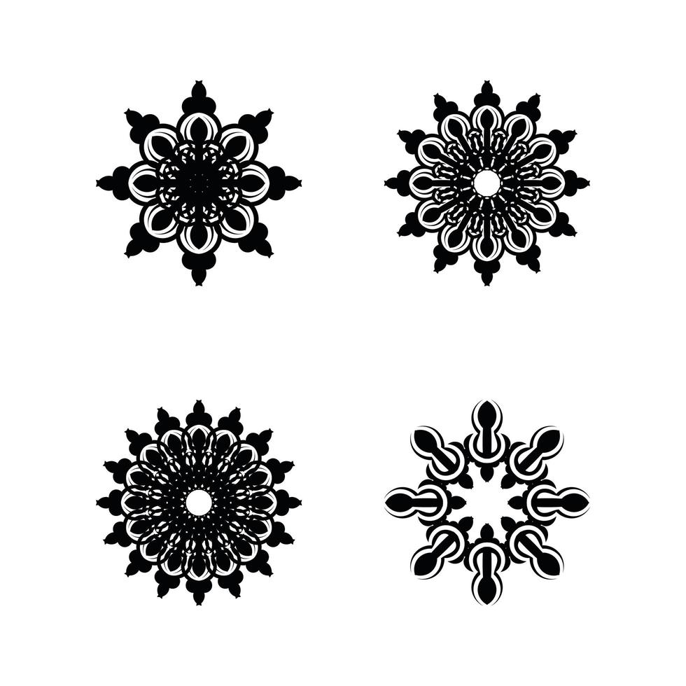 set van 4 mandala ornamenten. geïsoleerd op een witte achtergrond. sluier illustratie. vector