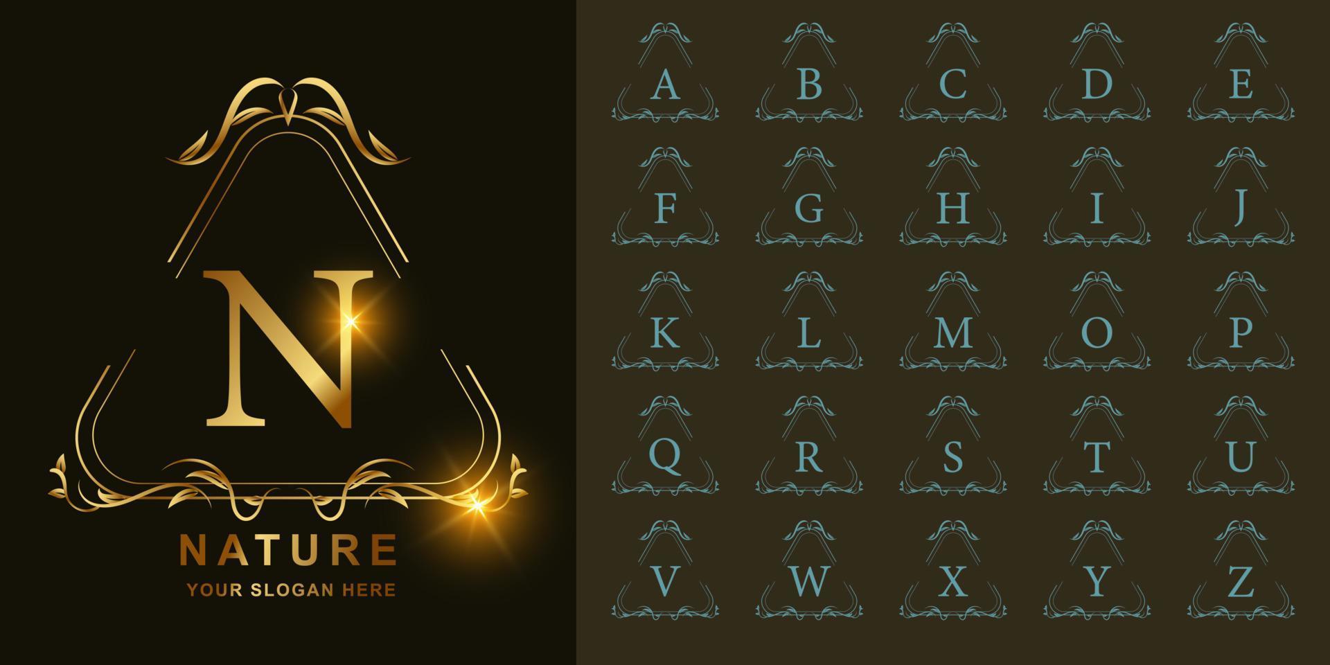 letter n of collectie eerste alfabet met luxe sieraad bloemen frame gouden logo sjabloon. vector
