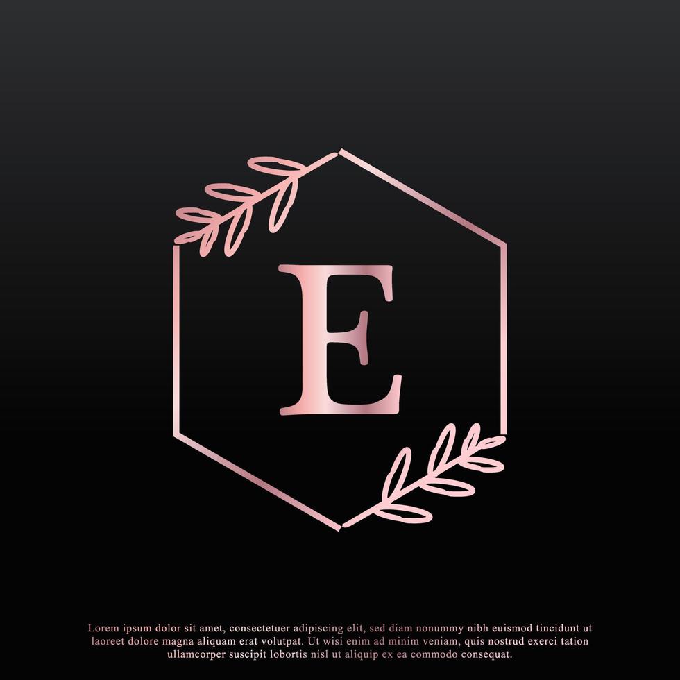 elegant e-letter zeshoekig bloemenlogo met creatieve elegante bladmonogram-taklijn en roze zwarte kleur. bruikbaar voor bedrijfs-, mode-, cosmetica-, spa-, wetenschaps-, medische en natuurlogo's. vector