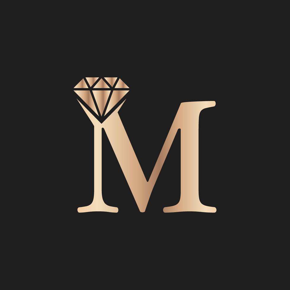 gouden letter luxe m met diamantsymbool. premium diamant logo ontwerp inspiratie vector