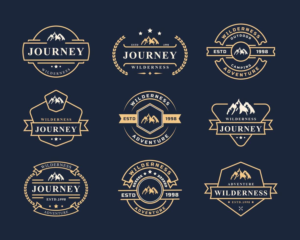 set vintage retro badge wildernis berg avontuur logo voor outdoor kamp embleem ontwerpsjabloon vector