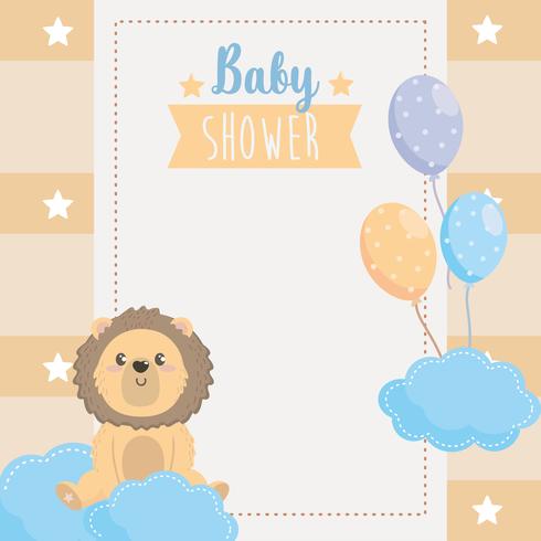 Kaart van de baby douche met leeuw op wolken met ballonnen vector