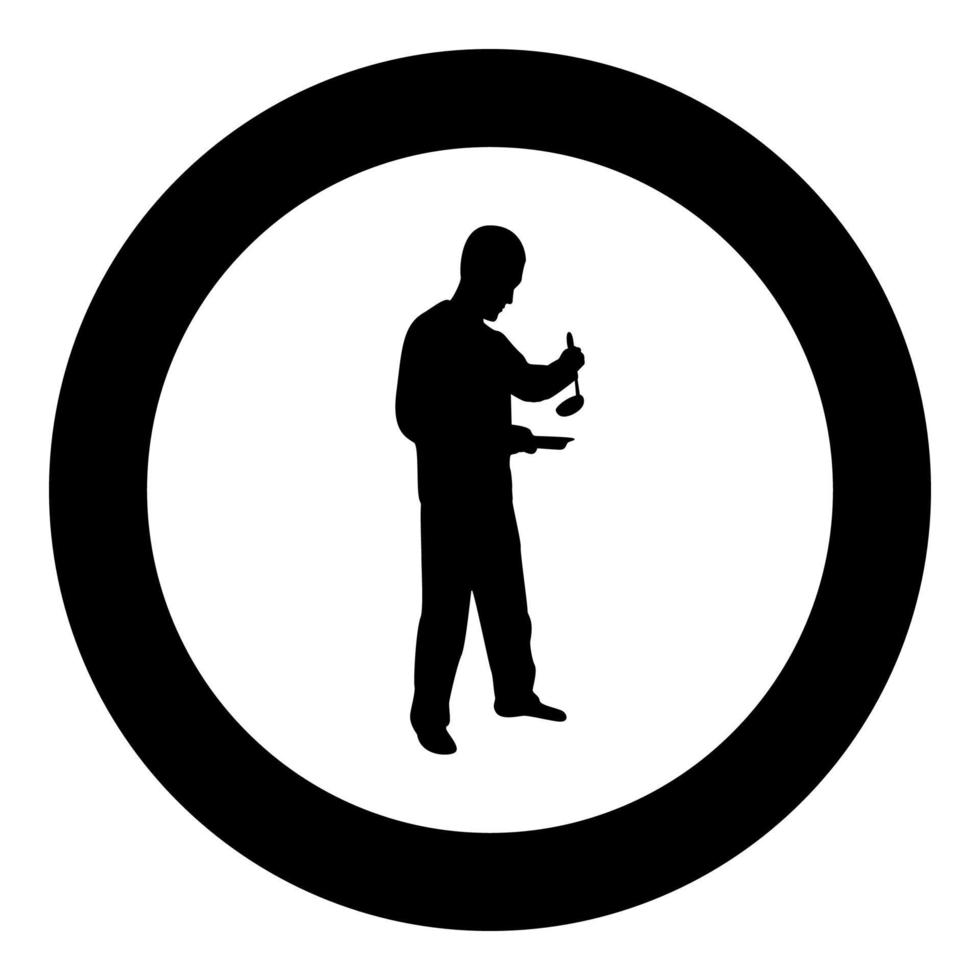 man met steelpan scoop pollepel keuken gebruiksvoorwerp barst voor soep in zijn handen bereiden van voedsel mannelijke koken gebruik sauciers silhouet in cirkel ronde zwarte kleur vector illustratie solide overzicht stijl afbeelding