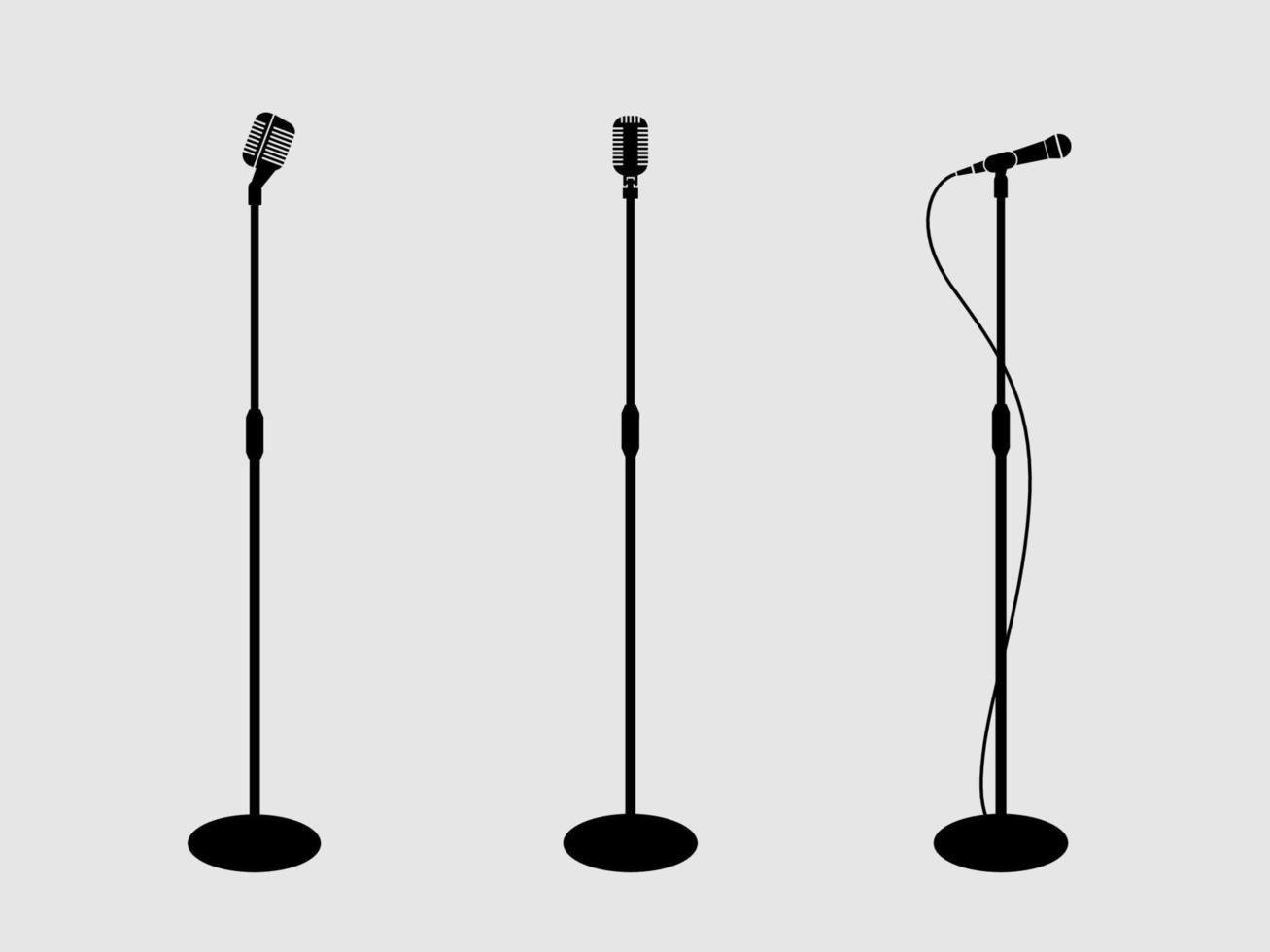drie microfoons op de toonbank. lichte achtergrond. silhouet microfoon. muziek icoon, microfoon. plat ontwerp, vector. vector