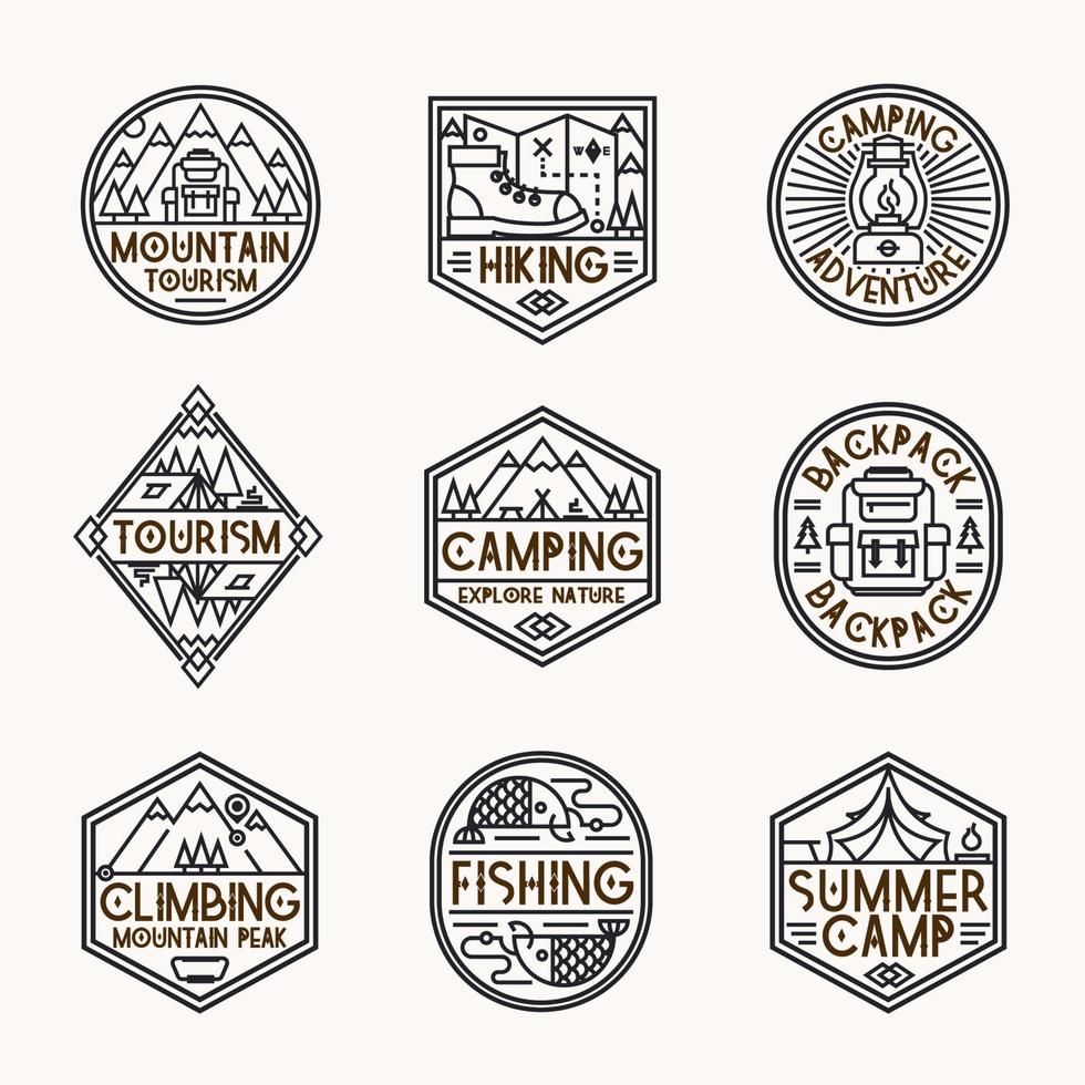 camping logo set lijnstijl met bergen, rugzak, tent, vis, kamp en bomen voor toeristisch symbool vector