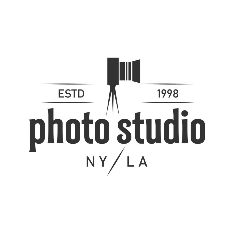 eenvoudige camera fotografie logo ontwerp vector. vintage-stijl vector