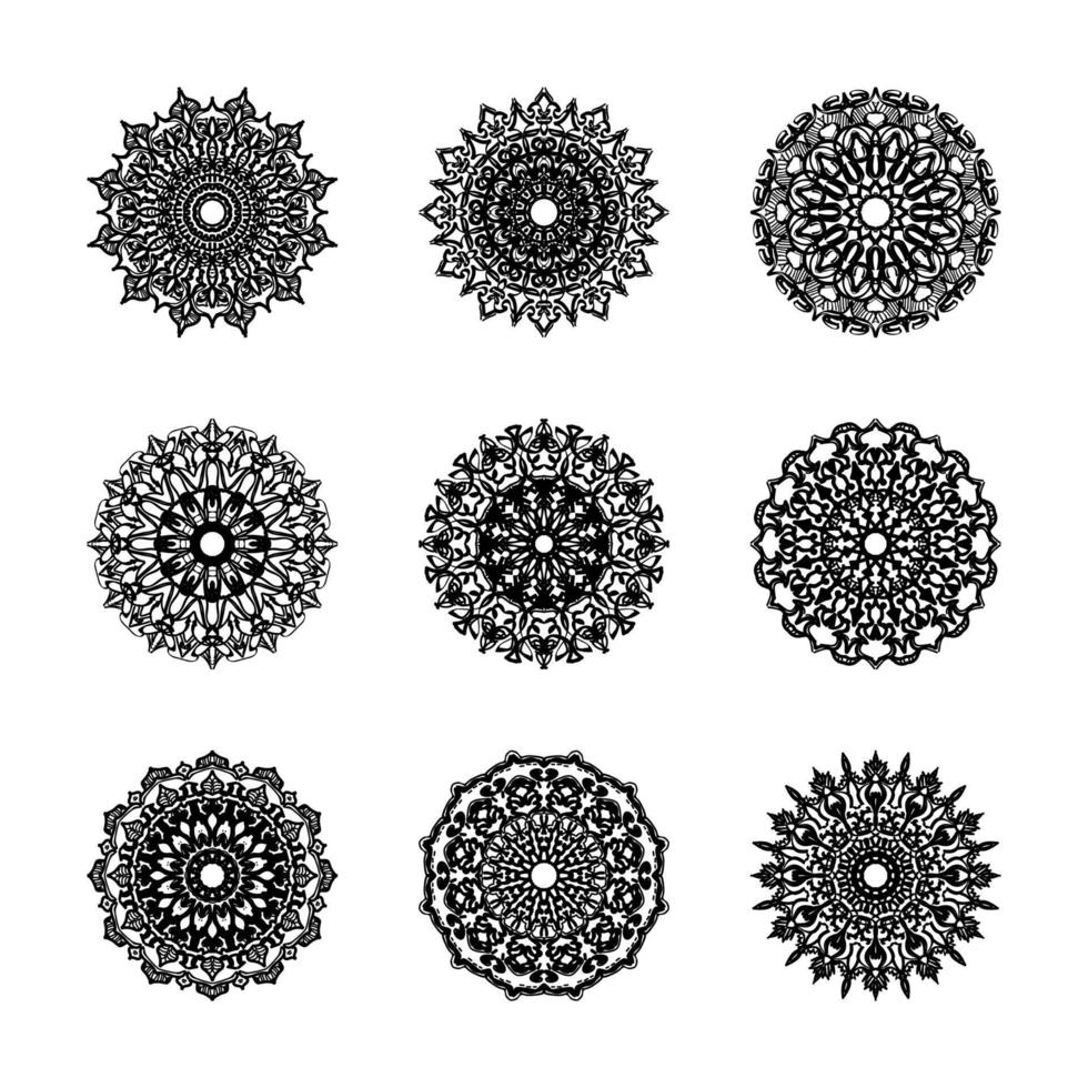 collecties cirkelvormig patroon in de vorm van een mandala voor henna, mehndi, tatoeages. kleurboek pagina. vector